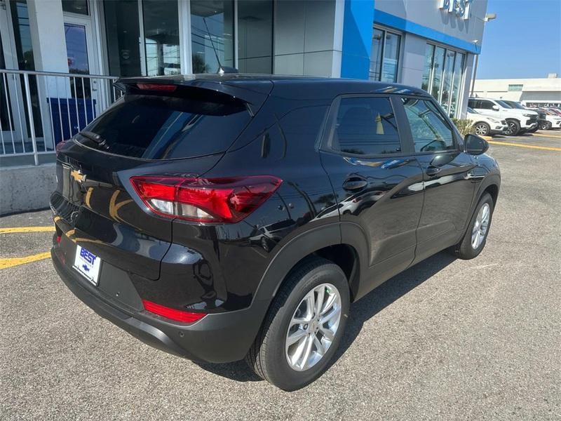 new 2025 Chevrolet TrailBlazer car, priced at $23,805