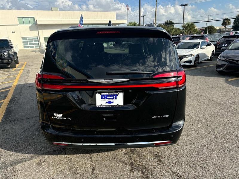 used 2022 Chrysler Pacifica car, priced at $24,965