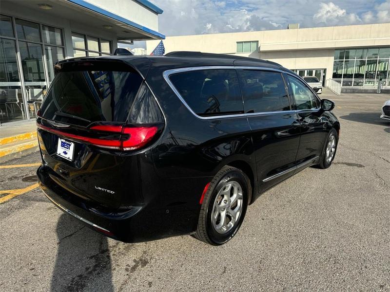 used 2022 Chrysler Pacifica car, priced at $24,965