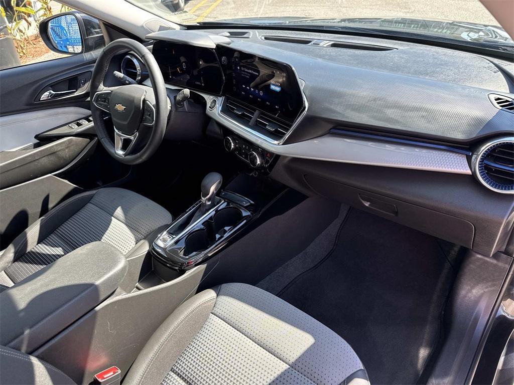 used 2025 Chevrolet Trax car, priced at $21,479