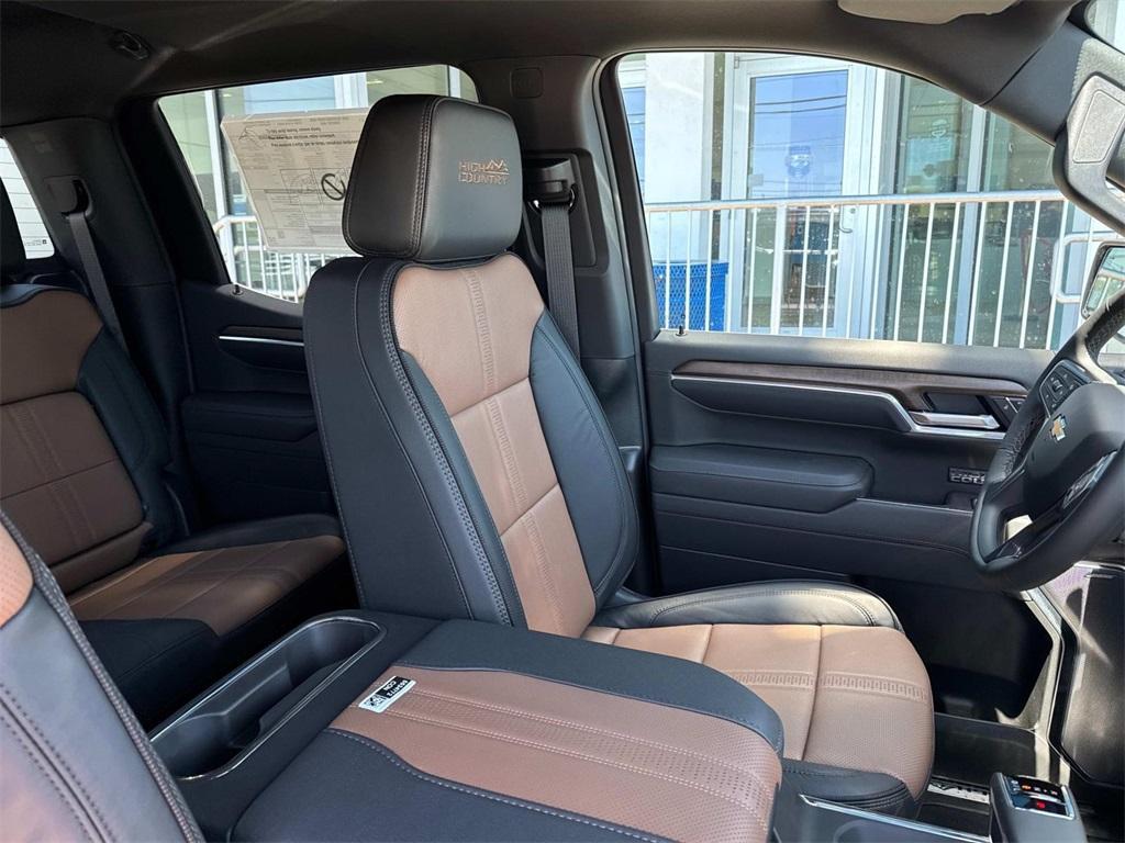 new 2025 Chevrolet Silverado 1500 car, priced at $68,440