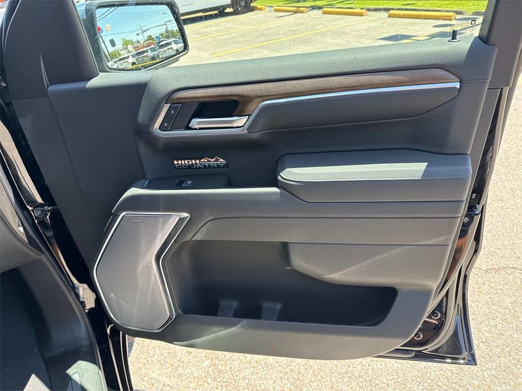 new 2025 Chevrolet Silverado 1500 car, priced at $68,440