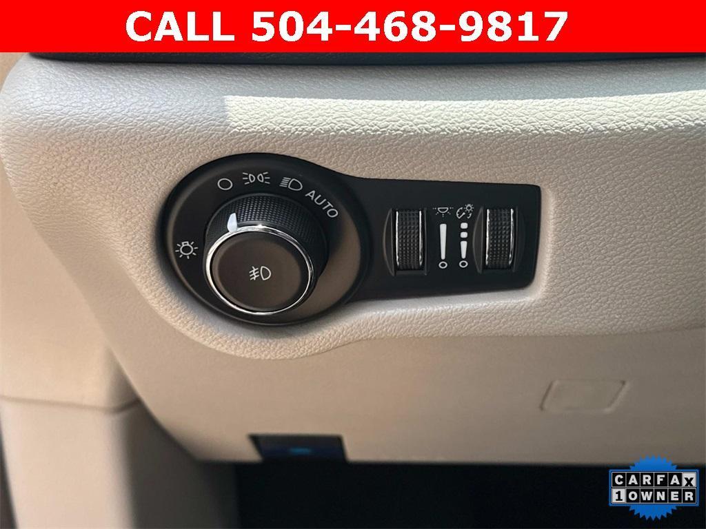used 2023 Chrysler Pacifica car, priced at $22,995