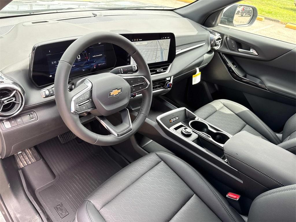 new 2026 Chevrolet Equinox car, priced at $31,265