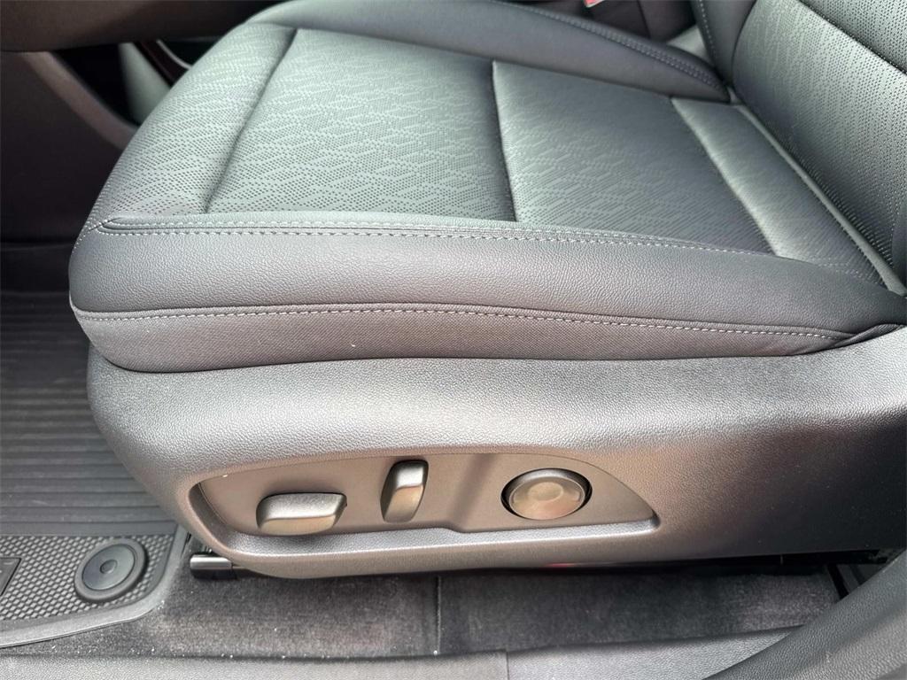 new 2026 Chevrolet Equinox car, priced at $31,265