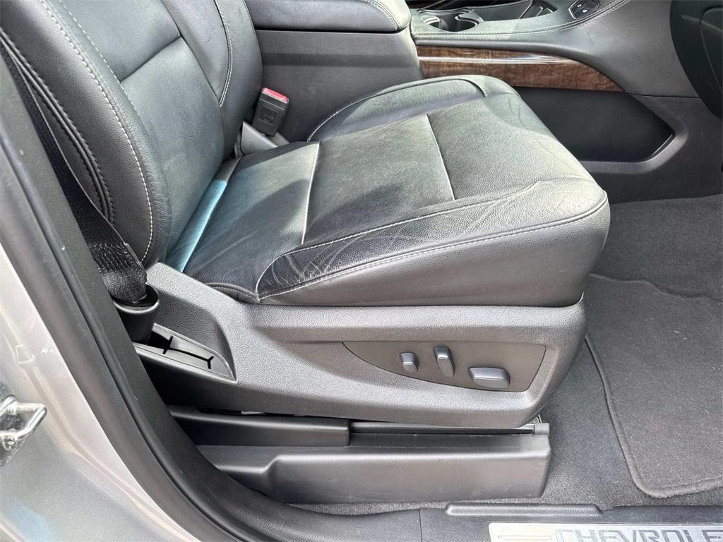 used 2019 Chevrolet Suburban car, priced at $25,994