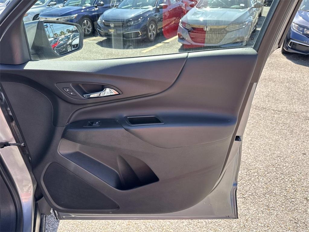 used 2024 Chevrolet Equinox car, priced at $21,841