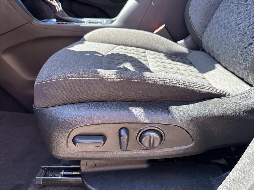 used 2024 Chevrolet Equinox car, priced at $21,841