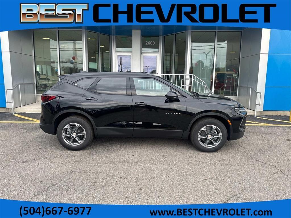 new 2025 Chevrolet Blazer car, priced at $38,635