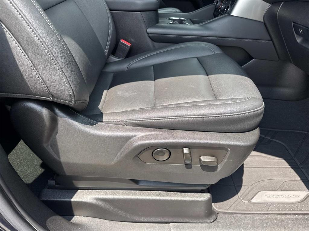 used 2022 Chevrolet Tahoe car, priced at $61,720
