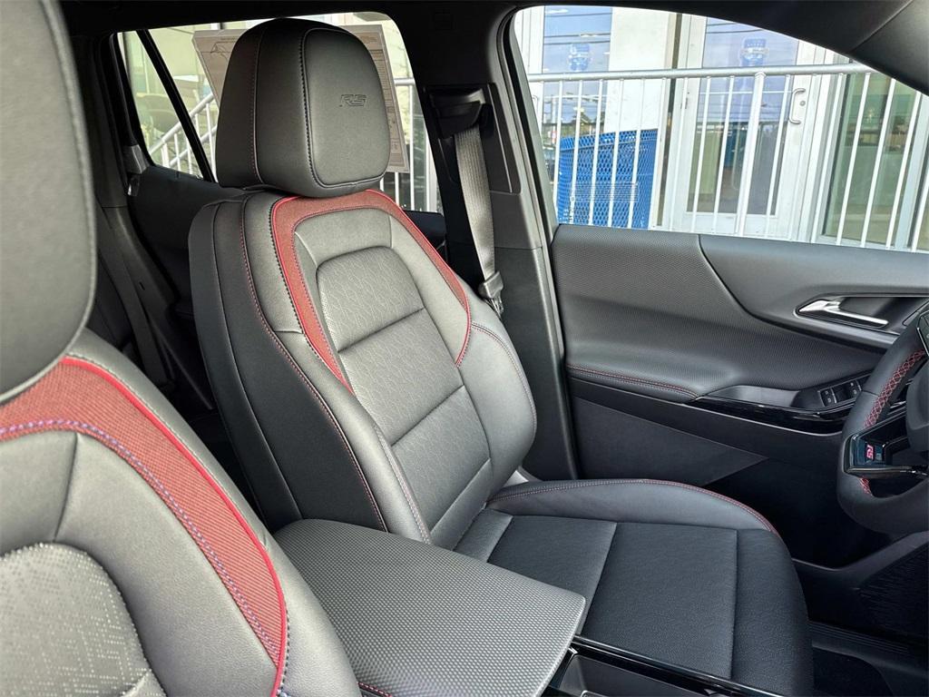 new 2026 Chevrolet Equinox car, priced at $32,720