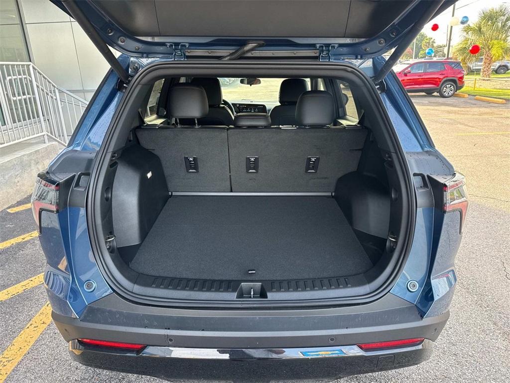 new 2026 Chevrolet Equinox car, priced at $32,720