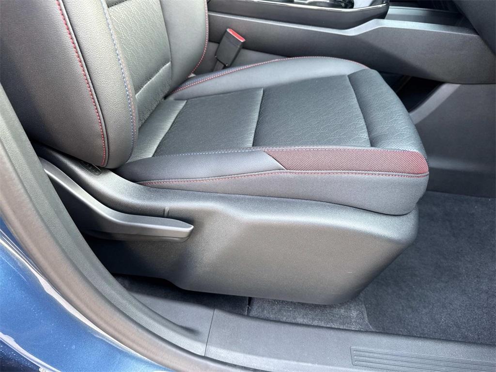 new 2026 Chevrolet Equinox car, priced at $32,720