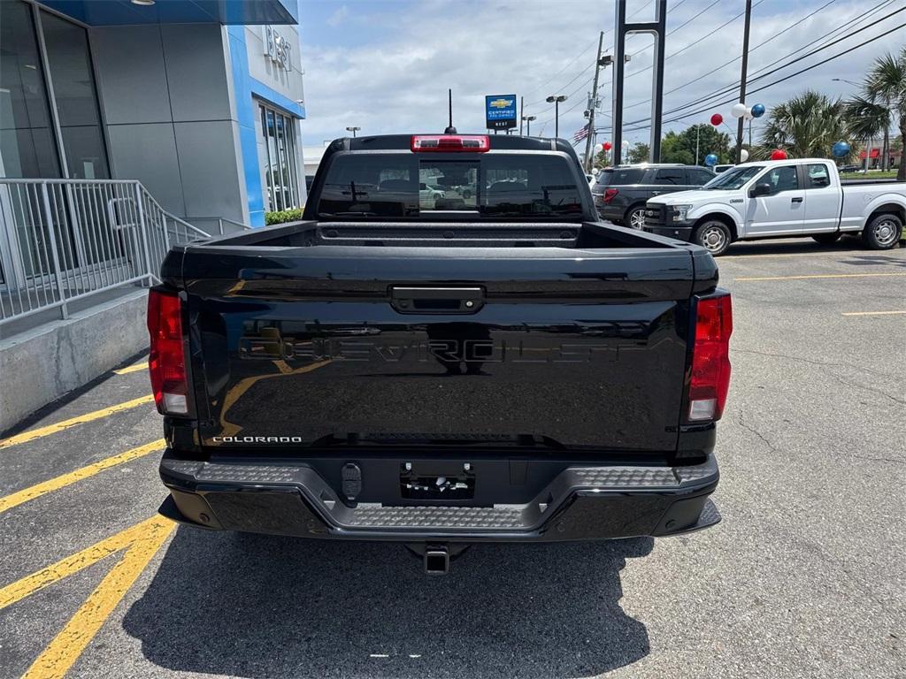 new 2025 Chevrolet Colorado car, priced at $42,095