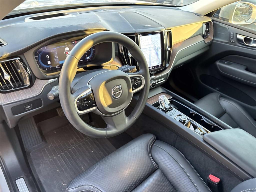 used 2023 Volvo XC60 car, priced at $30,595