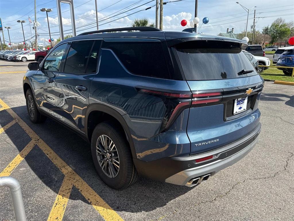 new 2025 Chevrolet Traverse car, priced at $47,055