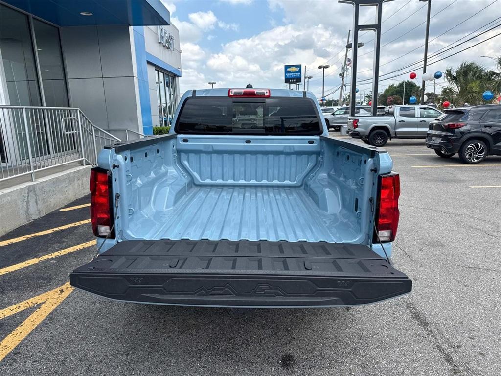 new 2025 Chevrolet Colorado car, priced at $33,955