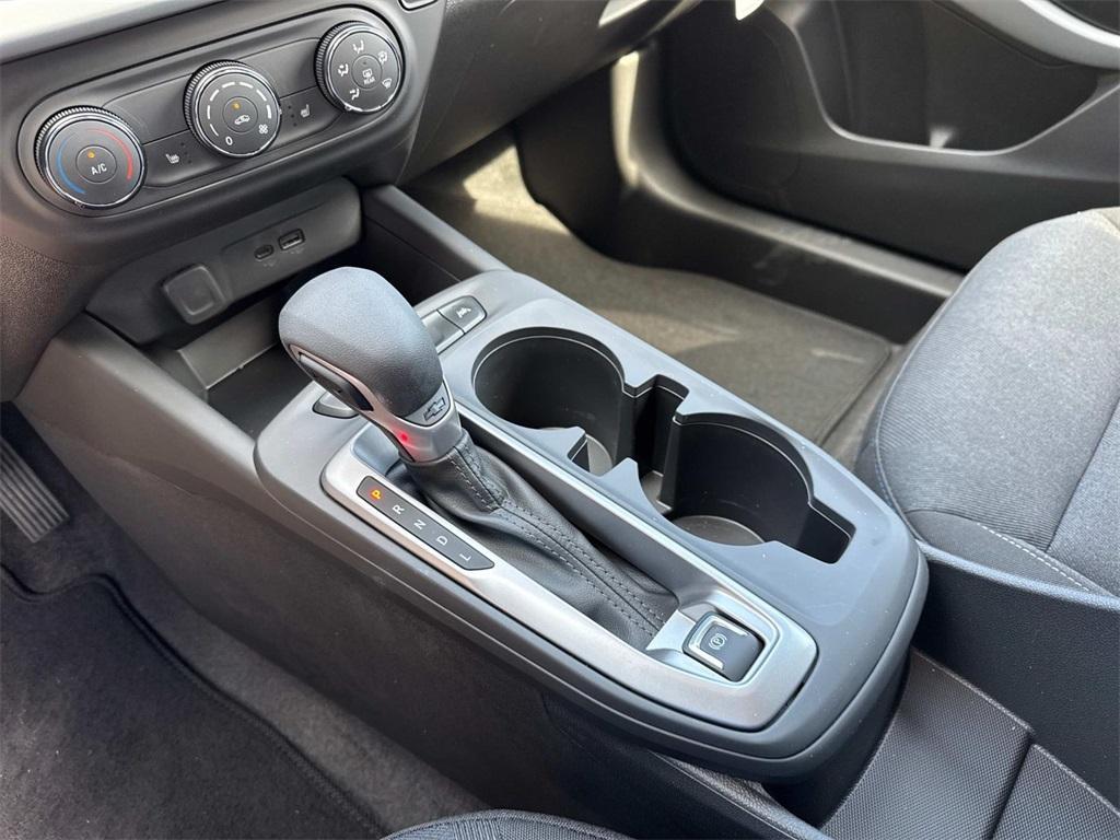 new 2025 Chevrolet Trax car, priced at $23,835