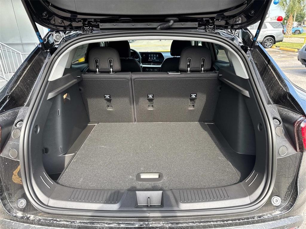 new 2025 Chevrolet Trax car, priced at $23,835