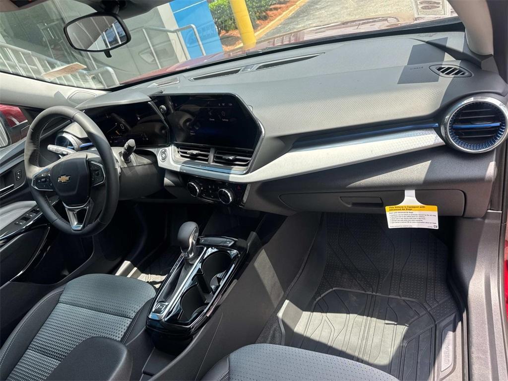 new 2025 Chevrolet Trax car, priced at $25,930