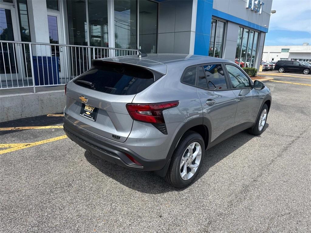 new 2025 Chevrolet Trax car, priced at $24,025