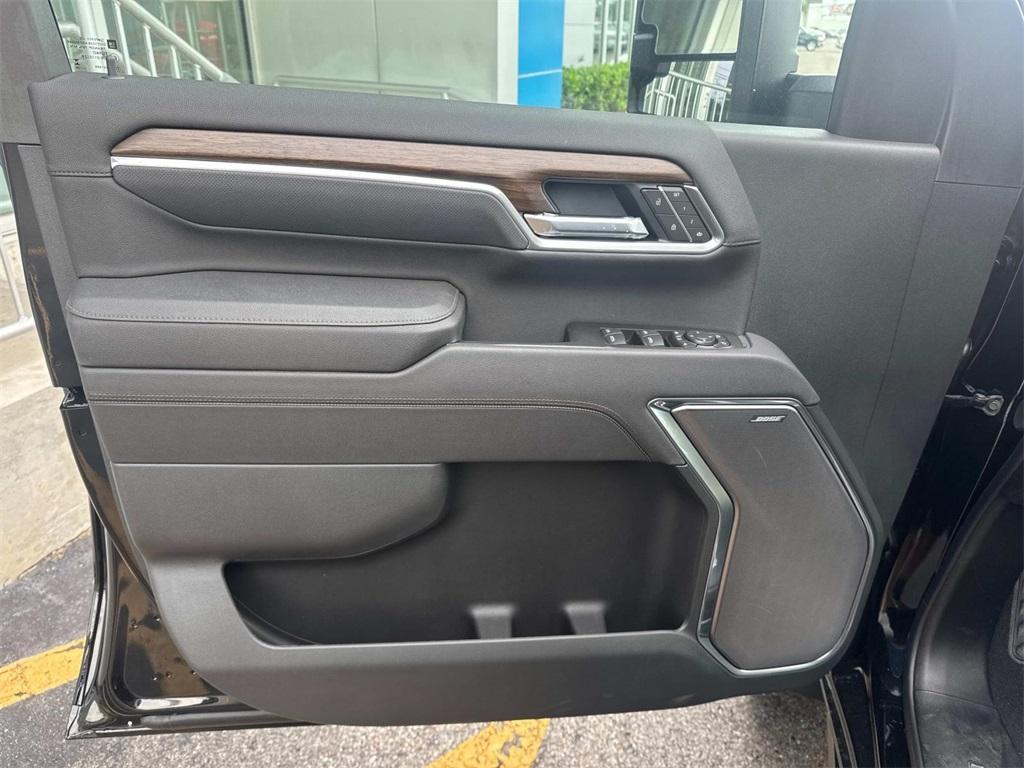 new 2025 Chevrolet Silverado 2500 car, priced at $87,605