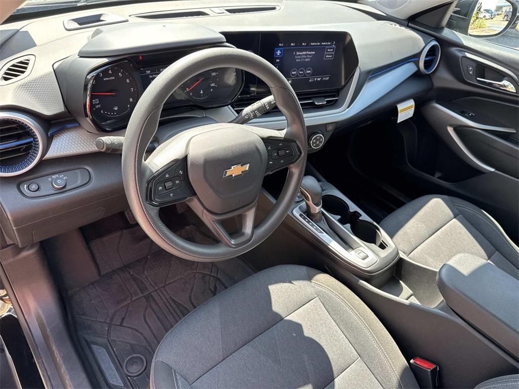 used 2024 Chevrolet Trax car, priced at $20,095