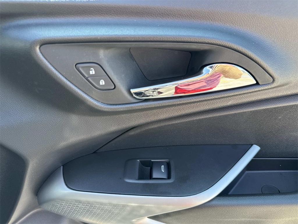 used 2024 Chevrolet Trax car, priced at $20,095