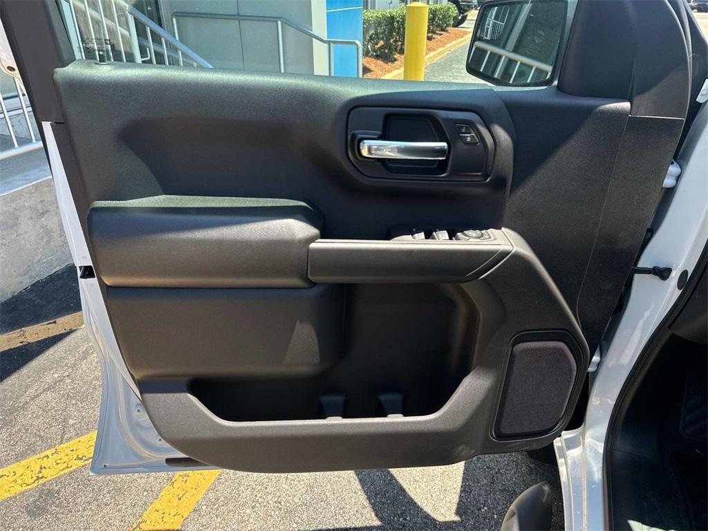new 2025 Chevrolet Silverado 1500 car, priced at $40,635