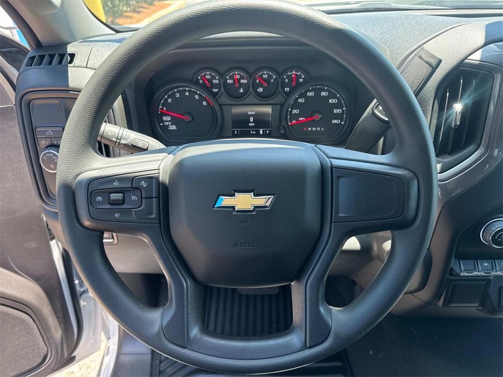 new 2025 Chevrolet Silverado 1500 car, priced at $40,635