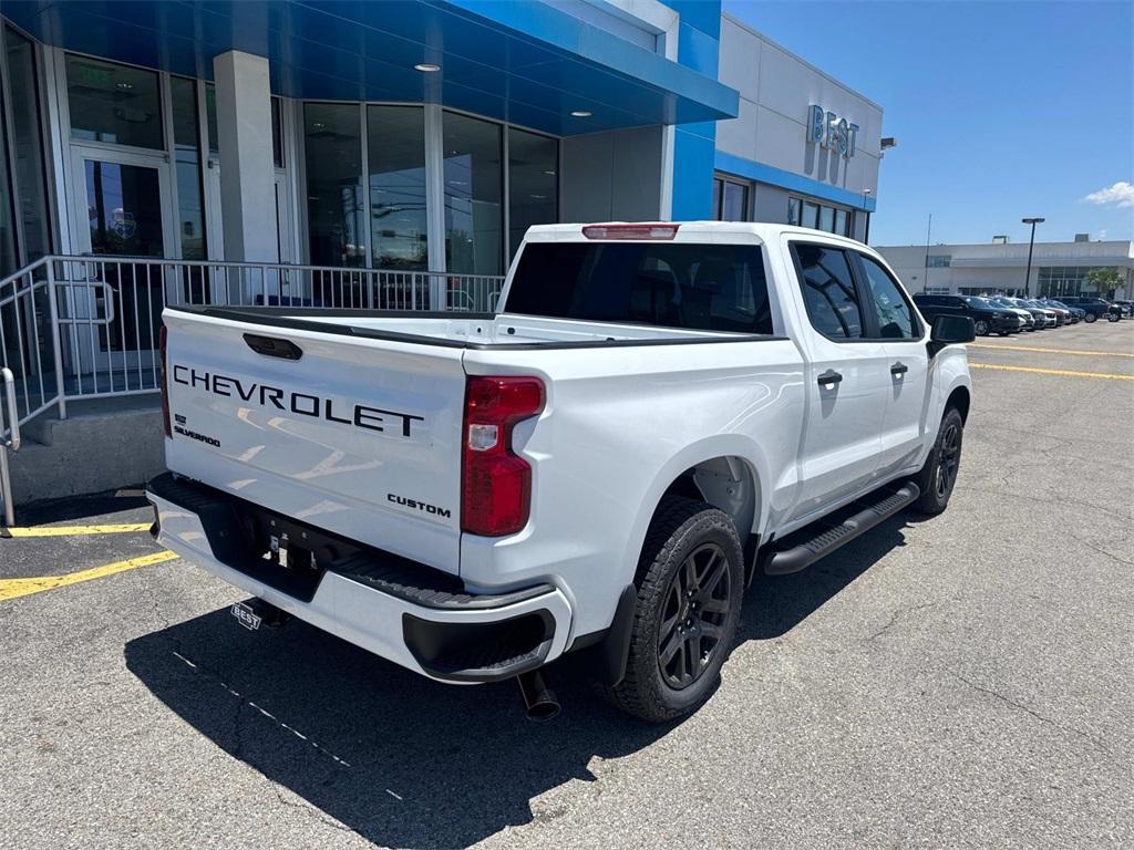 new 2025 Chevrolet Silverado 1500 car, priced at $40,635