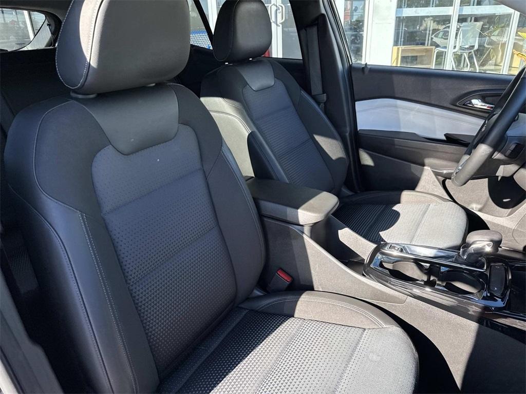 used 2025 Chevrolet Trax car, priced at $21,125