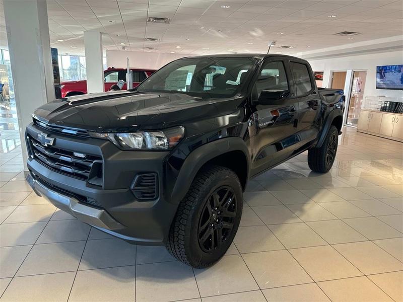 new 2024 Chevrolet Colorado car, priced at $41,050