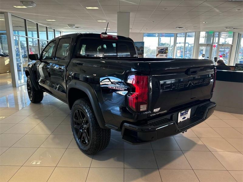 new 2024 Chevrolet Colorado car, priced at $41,050