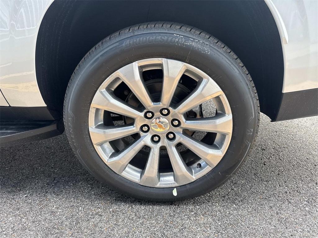 new 2025 Chevrolet Suburban car, priced at $79,565