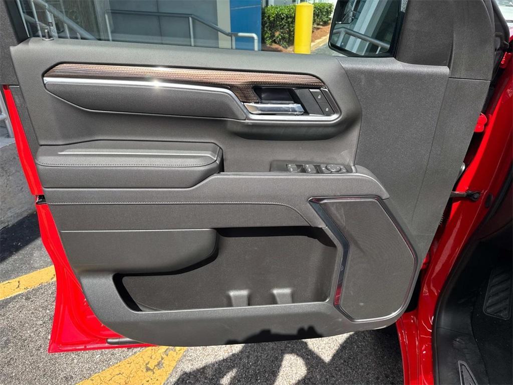 new 2025 Chevrolet Silverado 1500 car, priced at $46,690