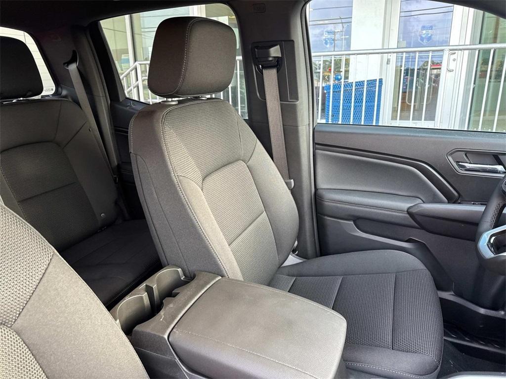 new 2025 Chevrolet Colorado car, priced at $33,605