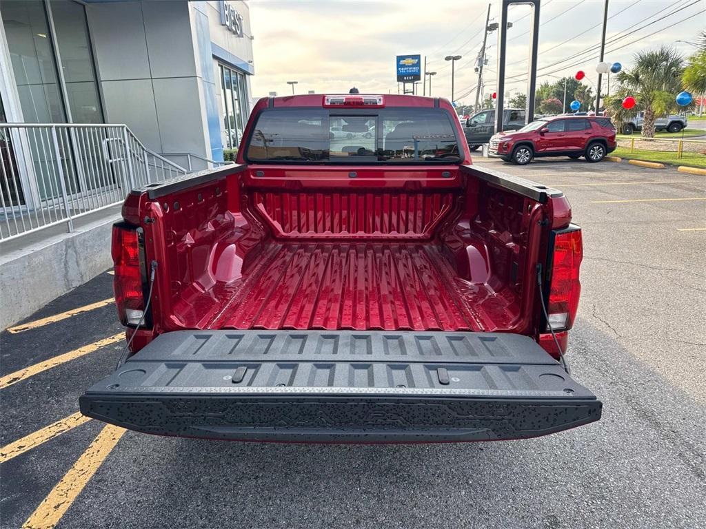 new 2025 Chevrolet Colorado car, priced at $33,605