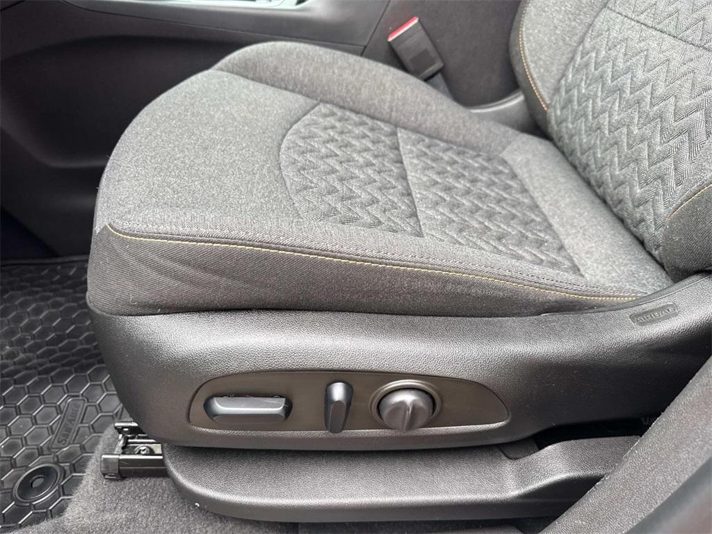 used 2022 Chevrolet Equinox car, priced at $22,495