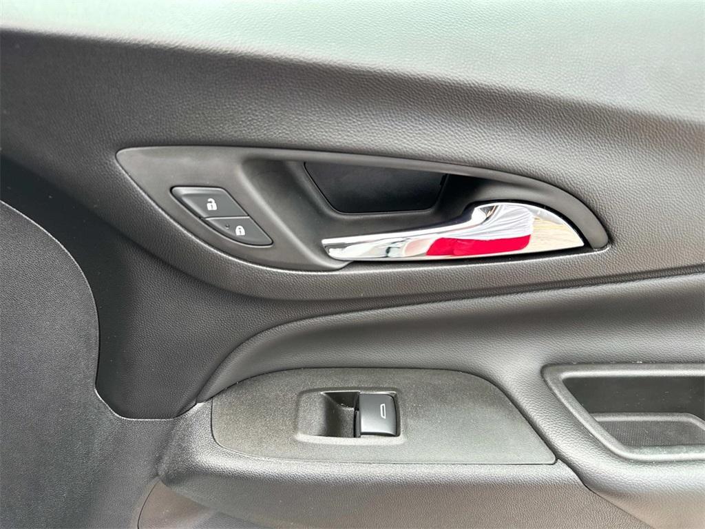 used 2022 Chevrolet Equinox car, priced at $22,495