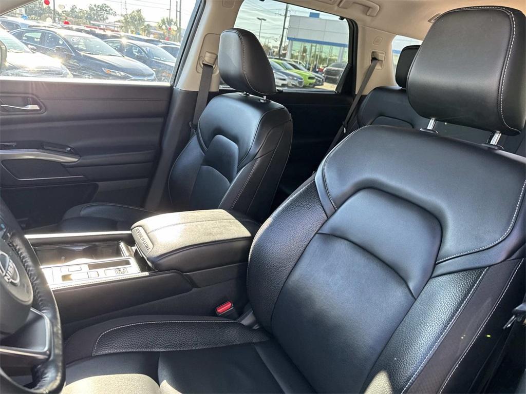 used 2022 Nissan Pathfinder car, priced at $29,375