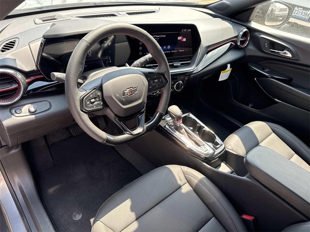 new 2025 Chevrolet Trax car, priced at $25,940