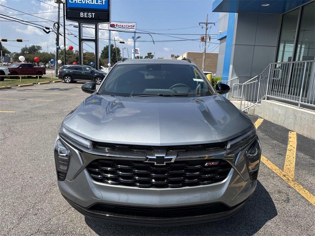 new 2025 Chevrolet Trax car, priced at $25,940