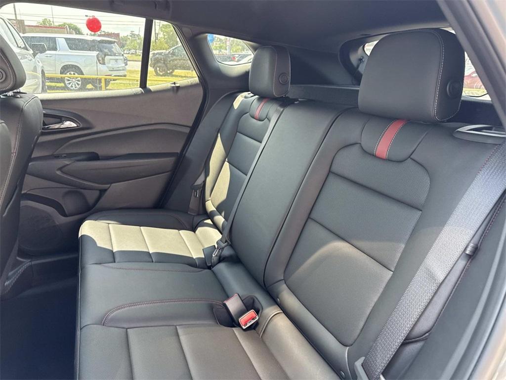 new 2025 Chevrolet Trax car, priced at $25,940