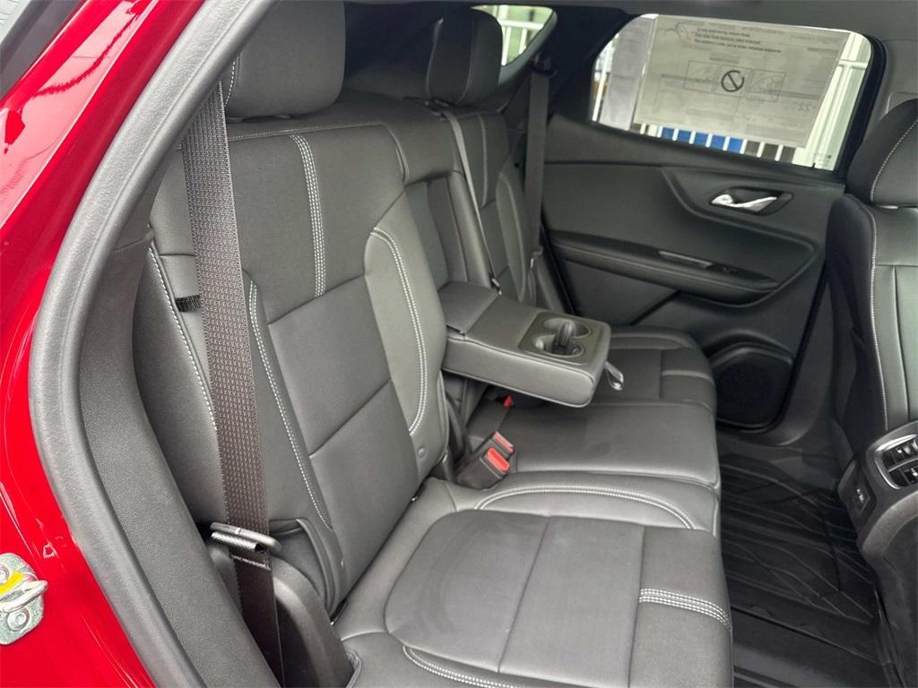 new 2025 Chevrolet Blazer car, priced at $39,965