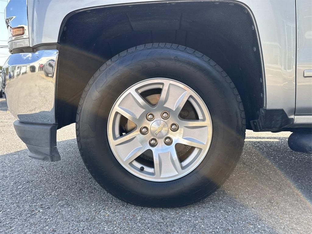 used 2018 Chevrolet Silverado 1500 car, priced at $31,795