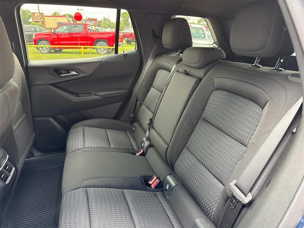 new 2026 Chevrolet Equinox car, priced at $30,405