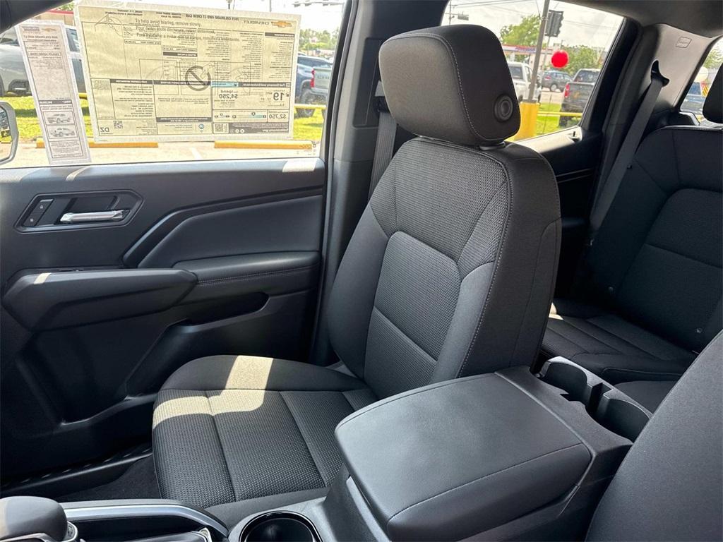 new 2025 Chevrolet Colorado car, priced at $36,405