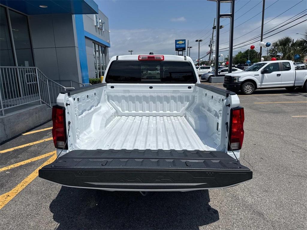 new 2025 Chevrolet Colorado car, priced at $36,405