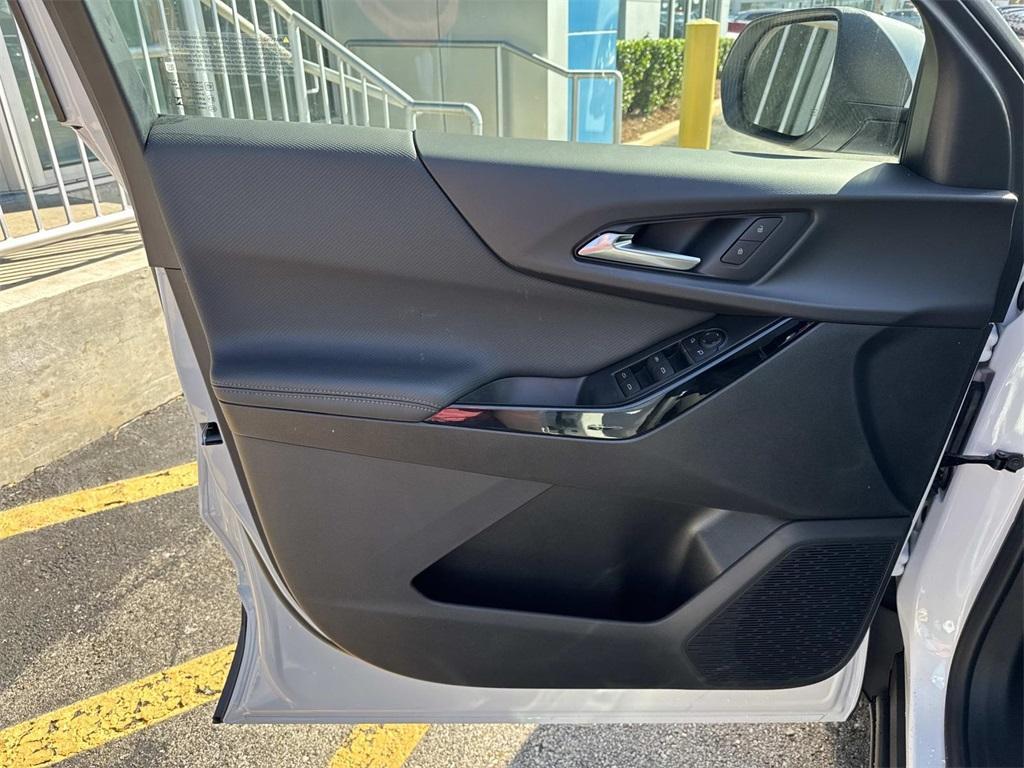 new 2026 Chevrolet Equinox car, priced at $29,230